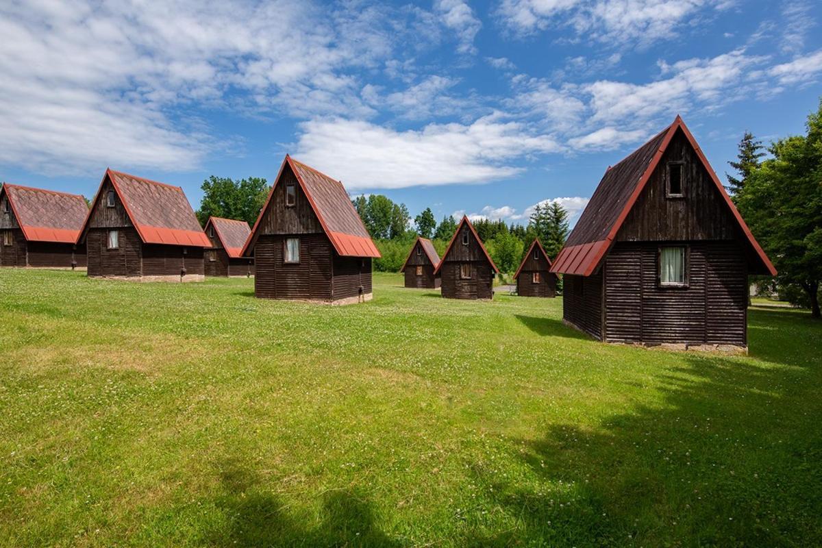 Holiday Park Vrchlabi - Lisci Farma エクステリア 写真