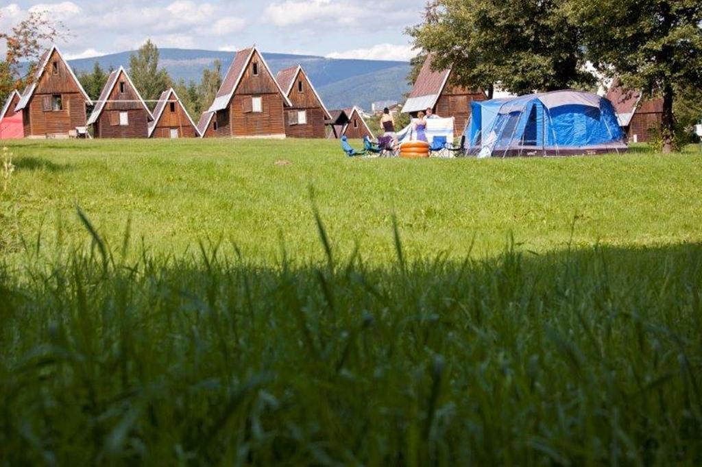 Holiday Park Vrchlabi - Lisci Farma エクステリア 写真